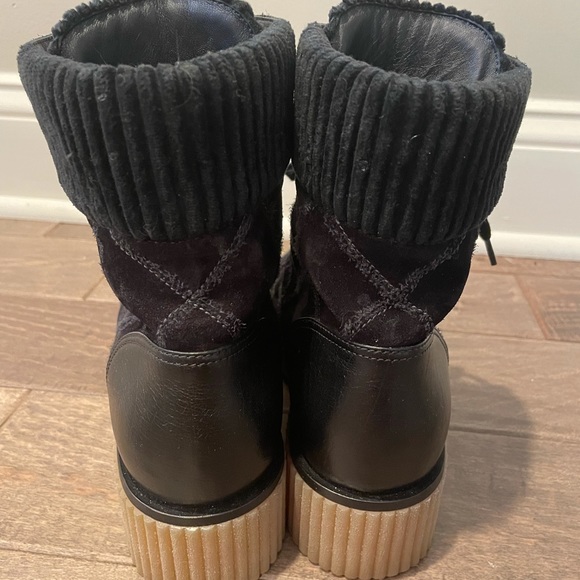 Chanel CC Combat Boots size 39.5 like new 😍 Chanel shoes winter boots Fashion - Picture 3 of 6